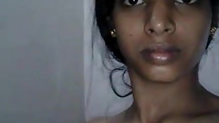 Kerala girl show her boobs